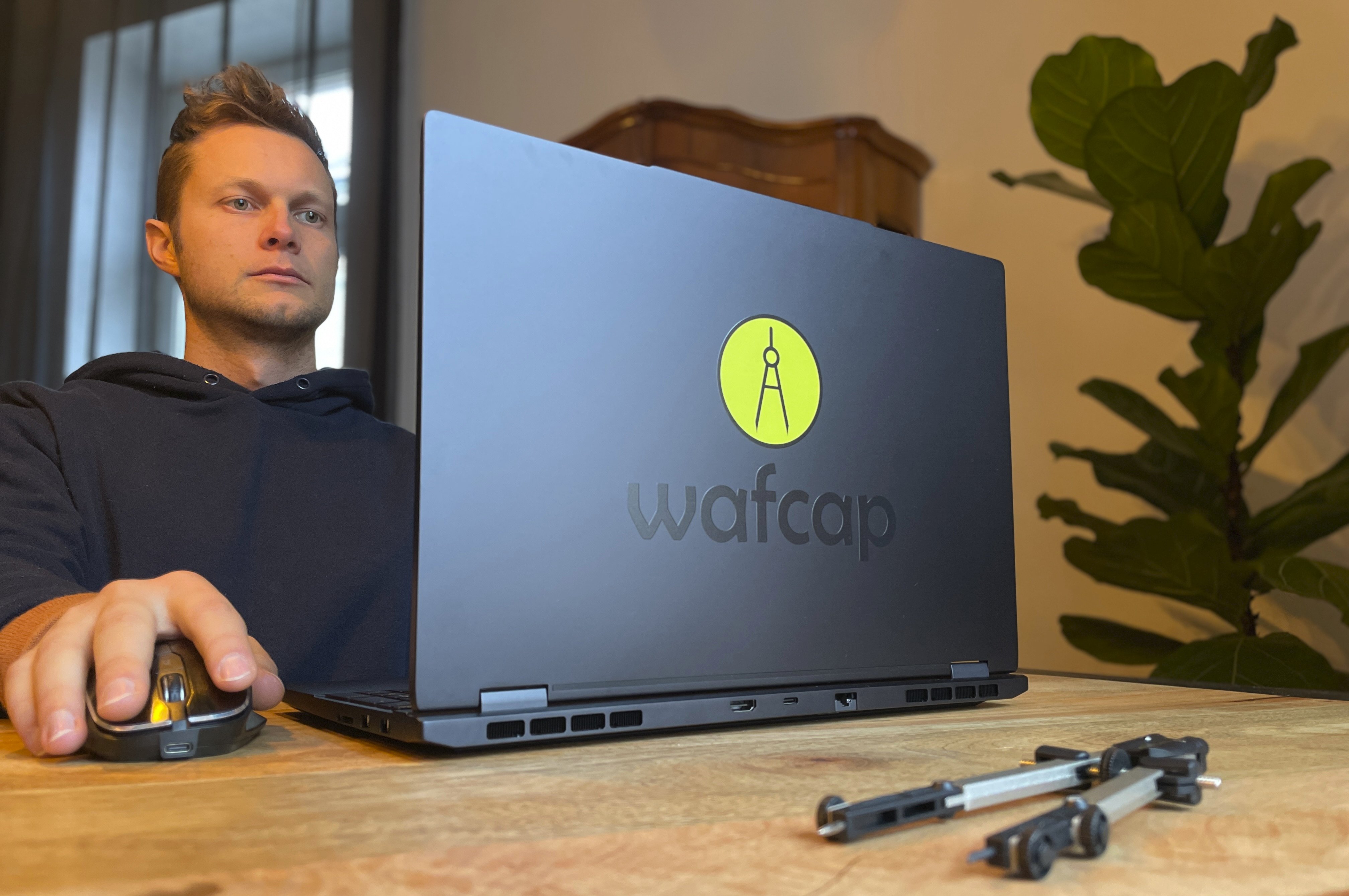 WAFCAP - Ingenieurbüro und freiberuflicher Entwicklungsingenieur für Konstruktion, Simulation und Programmierung in Salzburg und DACH-Region vor Ort und remote.